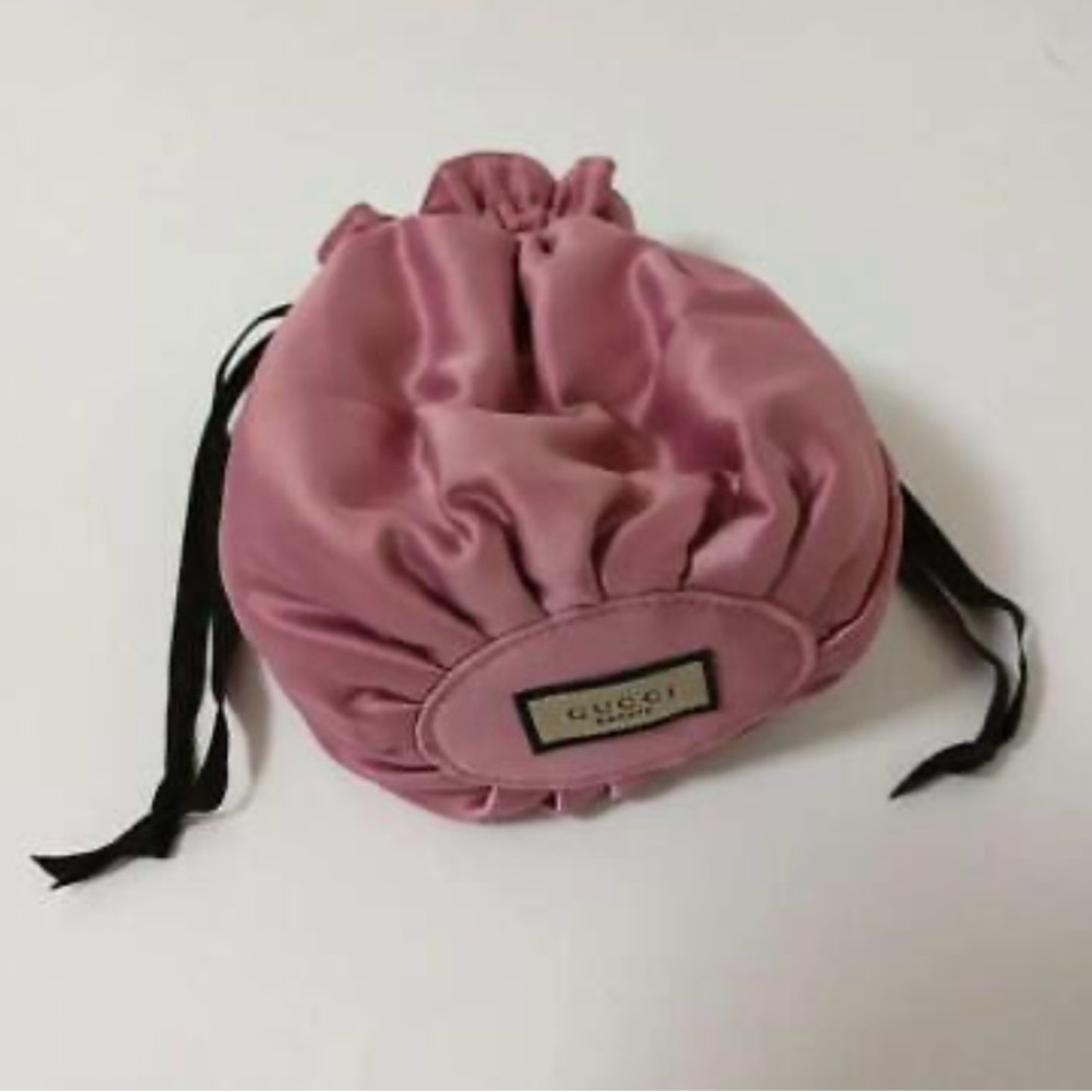 New Gucci novelty makeup pouch